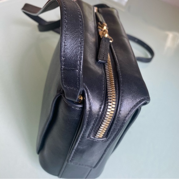 WANT LES ESSENTIALS DE LA VIE CROSSBODY LEATHER CITY BAG - Picture 7 of 10